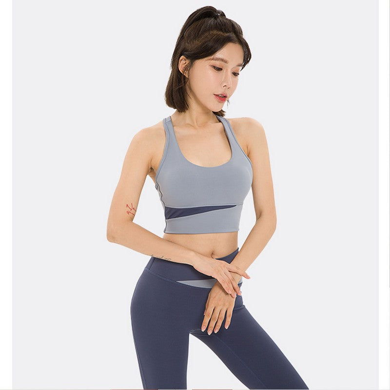 a13dde87f6fd414dd2f182ec2aa1ff30d592c697087fbfacd4ad1b8bffbb7d88