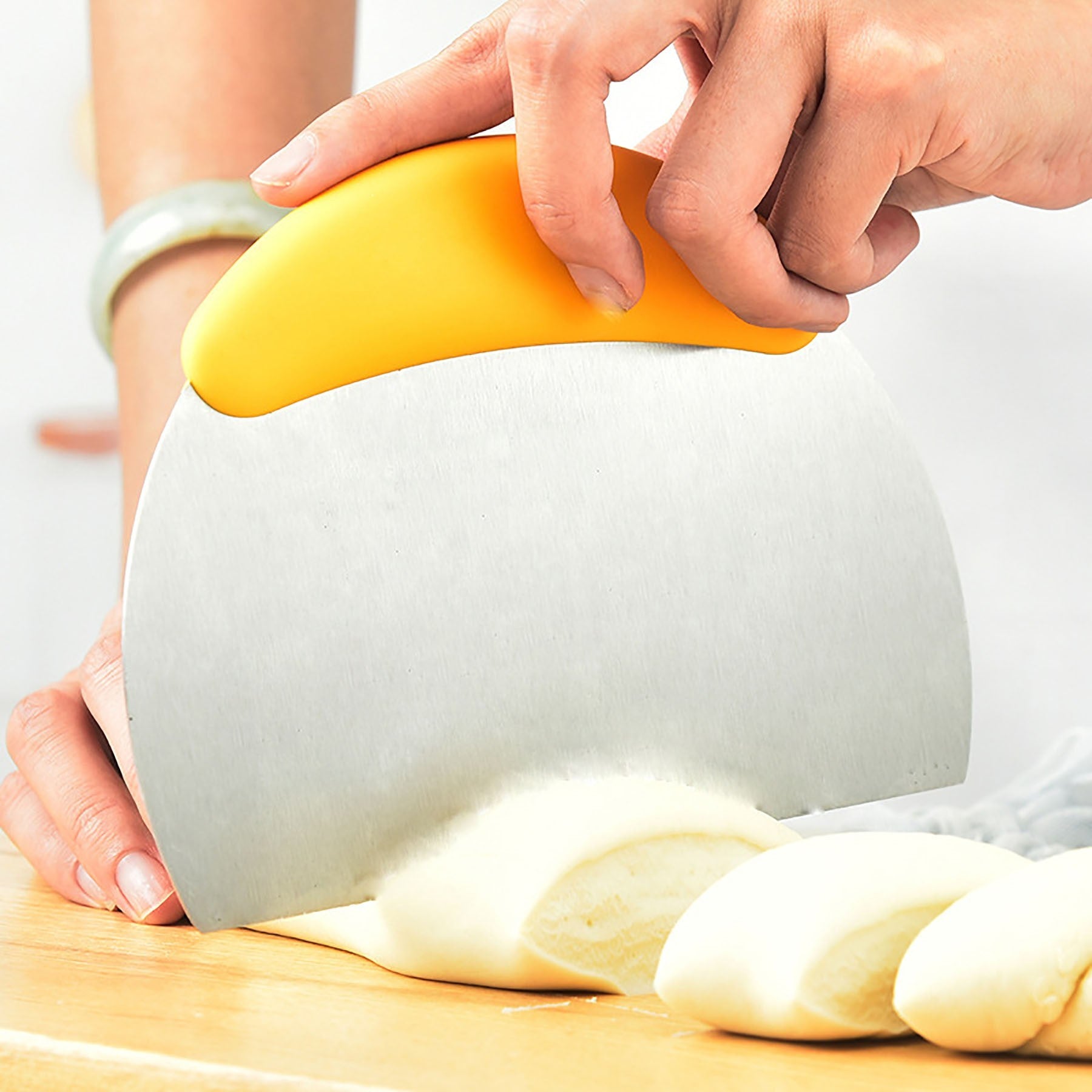 821cb23a60ee93cd6bd62dd9a83604a66334dced483454d27b77d83ff3730f08